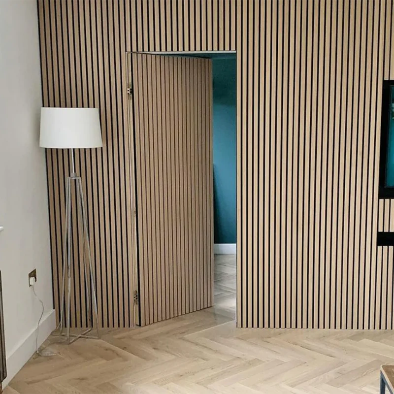 Rahmenlose WPC Unsichtbare Tür